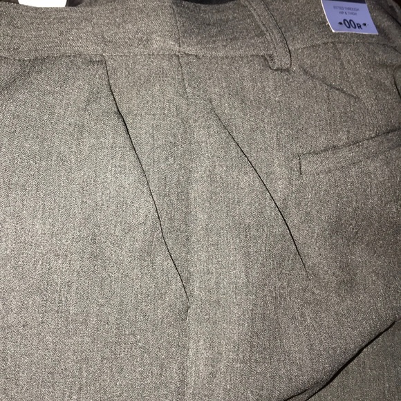 Express Mid Rise Barely Boot Columnist Pant - Picture 4 of 4